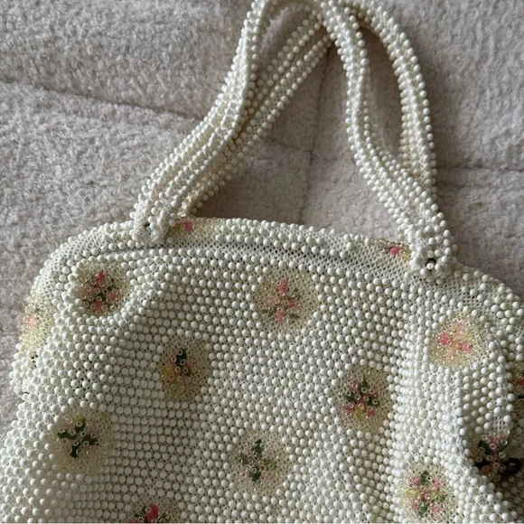 Vintage 1950’s Lumured Corde Bead Floral Bag - Picture 2 of 6